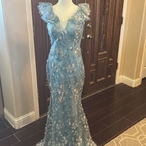 Eliza J Women's Formal Dress Size 4 ⭐️